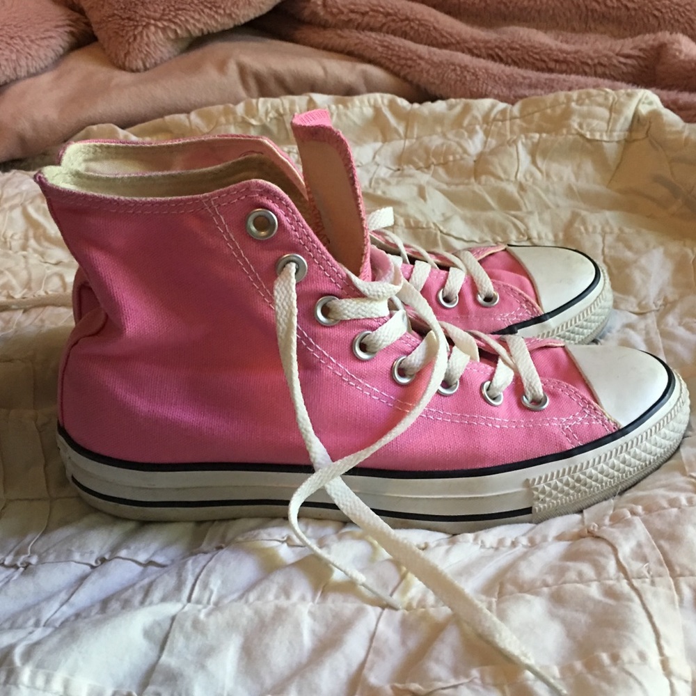 CHUCK TAYLOR ALL STAR HIGH TOP CONVERSE